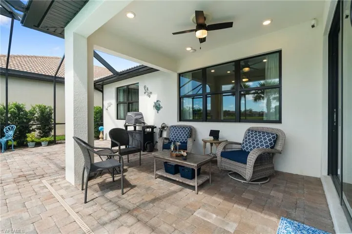 covered lanai space for outdoor fun out of the sun