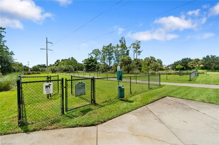 2 dog parks for small and larger dogs