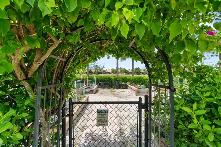 Community gardens