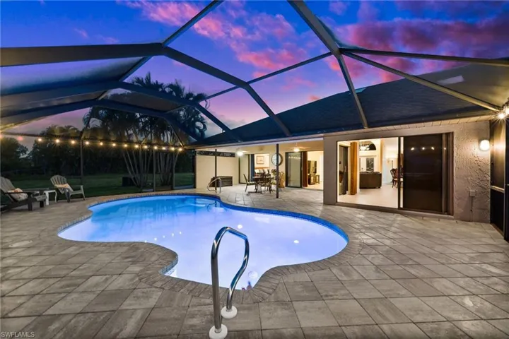 Beautiful freeform pool