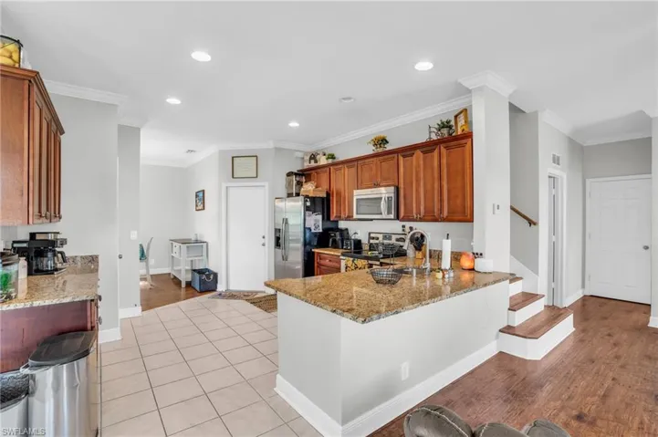 2042  Willow Branch  DR, Cape Coral, FL 33991