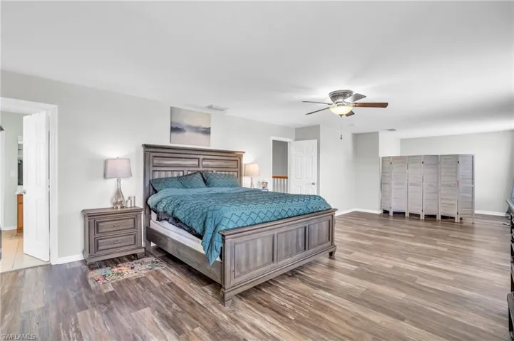 2042  Willow Branch  DR, Cape Coral, FL 33991