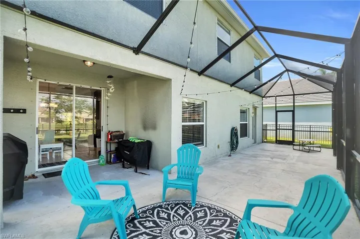 2042  Willow Branch  DR, Cape Coral, FL 33991