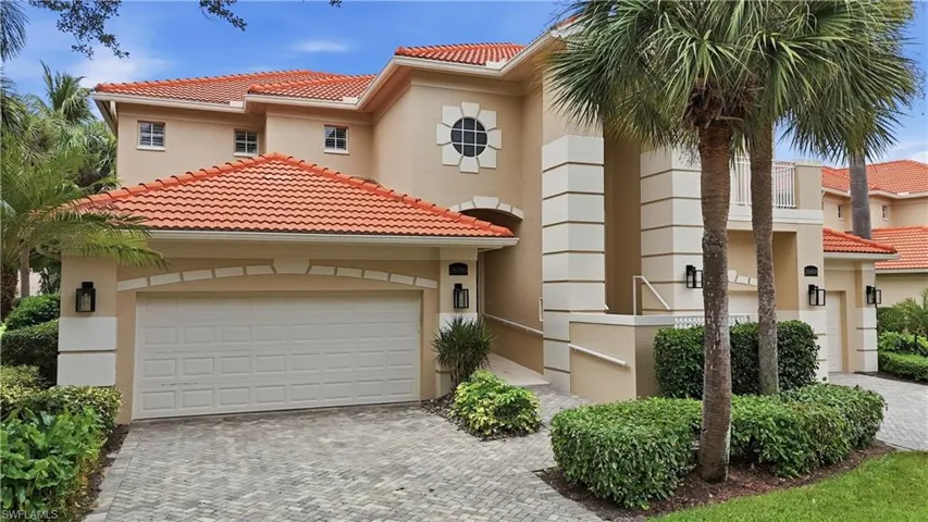 Welcome to 26866 Wyndhurst Court in The Hamptons at Bonita Bay!