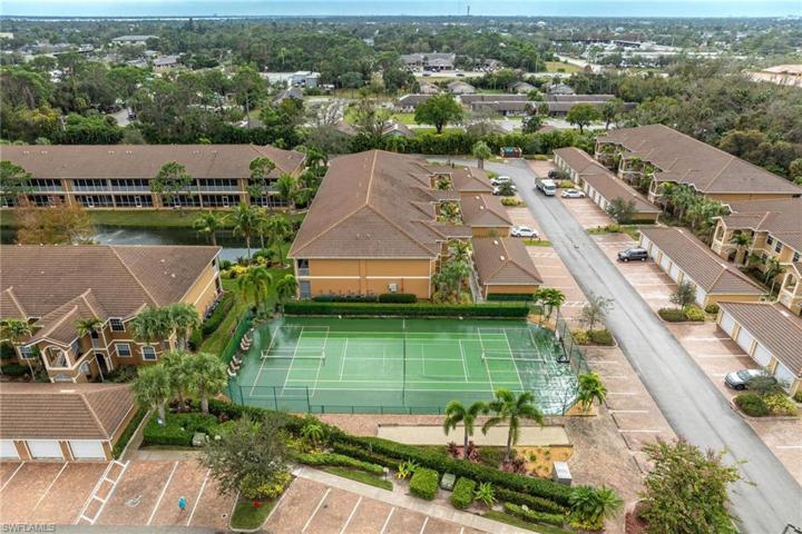 1076 Winding Pines CIR # 207, CAPE CORAL FL 33909