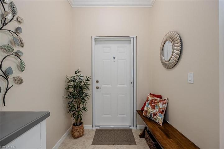 1076 Winding Pines CIR # 207, CAPE CORAL FL 33909