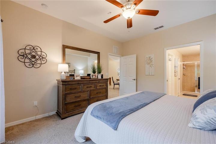 1076 Winding Pines CIR # 207, CAPE CORAL FL 33909