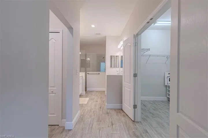 2321 Ariane Dr, Naples, Florida 34112