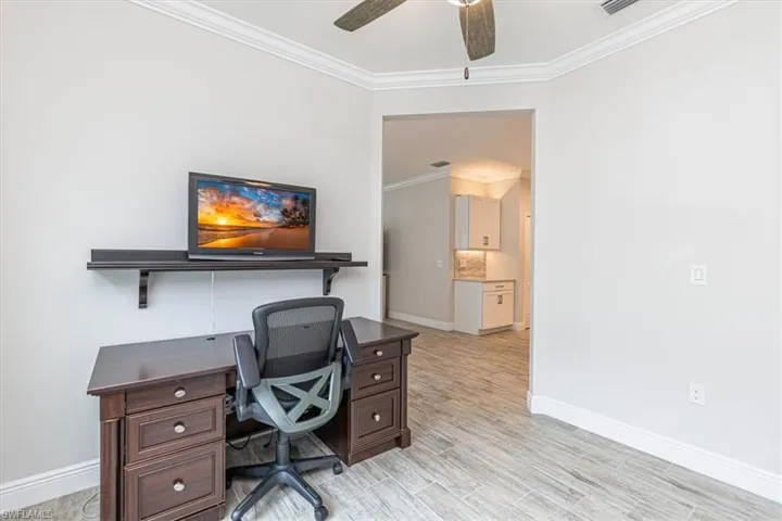 2321 Ariane Dr, Naples, Florida 34112