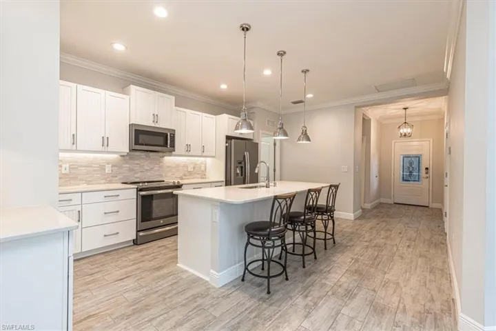 2321 Ariane Dr, Naples, Florida 34112