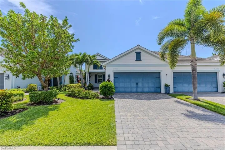 2321 Ariane Dr, Naples, Florida 34112