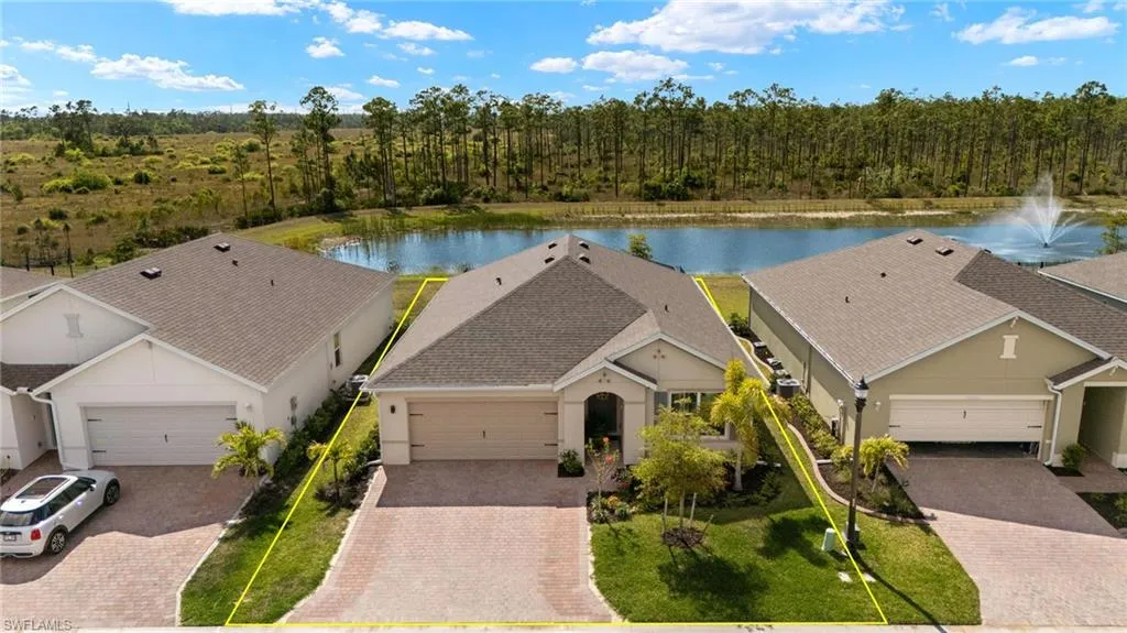 20376 Camino Torcido LOOP, North Fort Myers, FL 33917,225033501