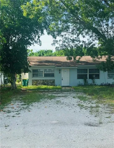 1215 Alhambra Cir B, Naples, Florida 34103