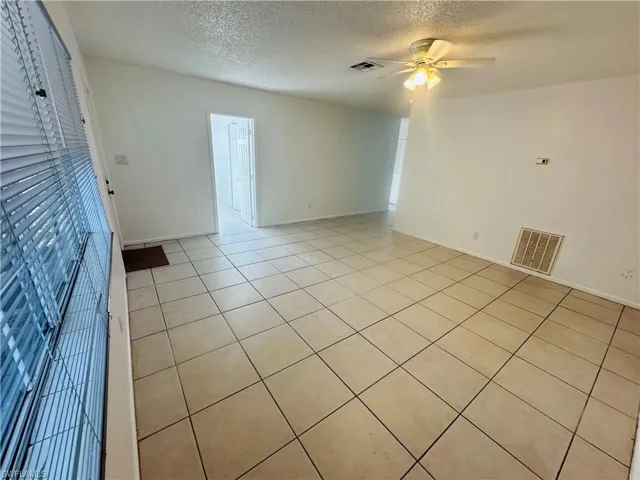 1215 Alhambra Cir B, Naples, Florida 34103