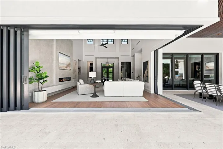 1300 Nautilus Rd, Naples, Florida 34102