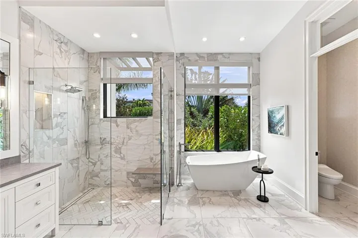 1300 Nautilus Rd, Naples, Florida 34102