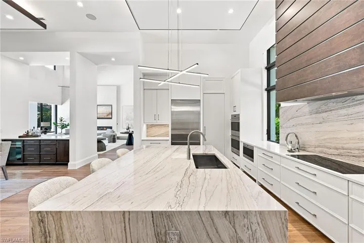 1300 Nautilus Rd, Naples, Florida 34102
