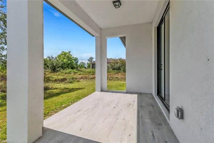 4563  10th NE ST, Naples, FL 34120