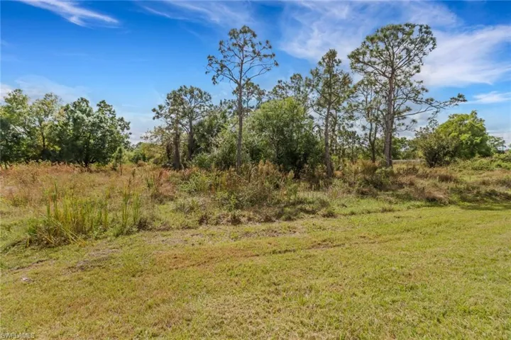 4563  10th NE ST, Naples, FL 34120