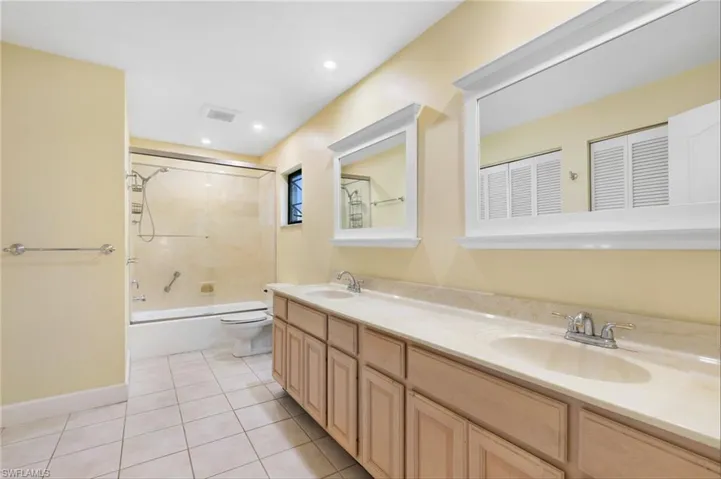1939  Imperial Golf Course  BLVD, Naples, FL 34110