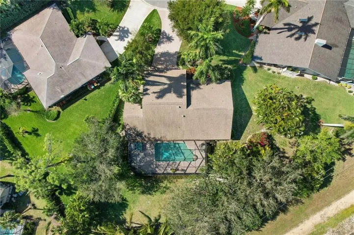1939  Imperial Golf Course  BLVD, Naples, FL 34110