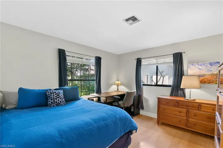 1939  Imperial Golf Course  BLVD, Naples, FL 34110