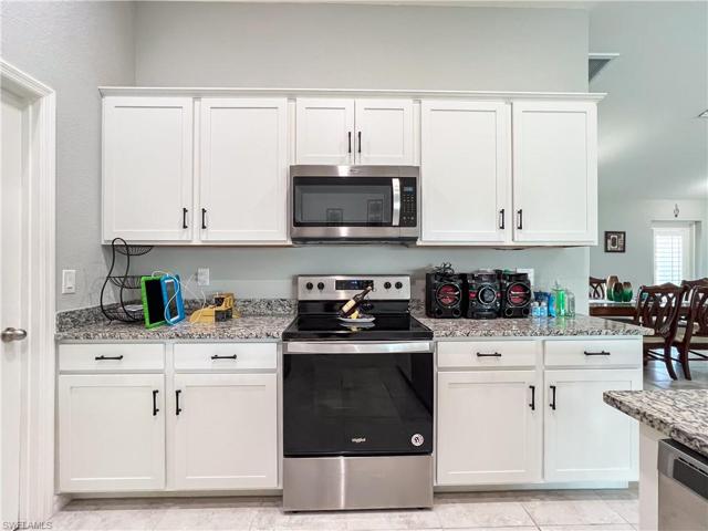 816 SW 29th ST, CAPE CORAL FL 33914