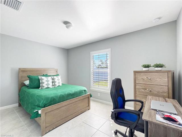816 SW 29th ST, CAPE CORAL FL 33914