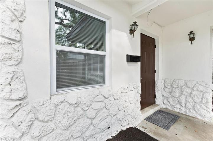 1082/1084  San Remo  AVE, Naples, FL 34104