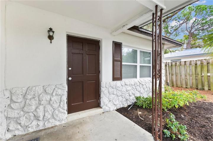 1082/1084  San Remo  AVE, Naples, FL 34104