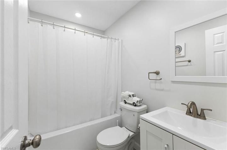 1084 guest bath 1