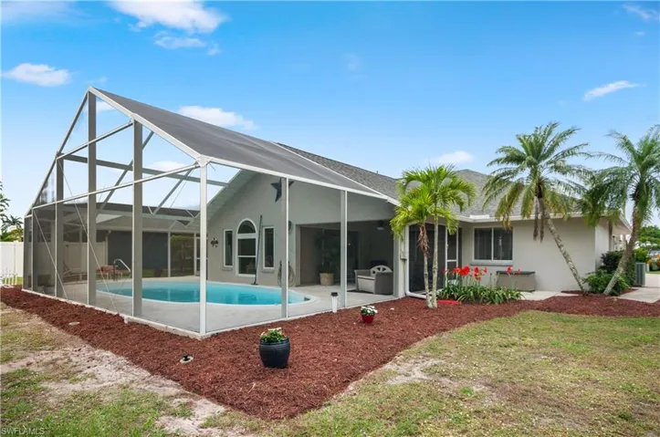 7471  Bear Hollow  CIR, Fort Myers, FL 33967