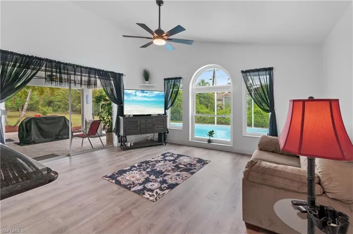 7471  Bear Hollow  CIR, Fort Myers, FL 33967
