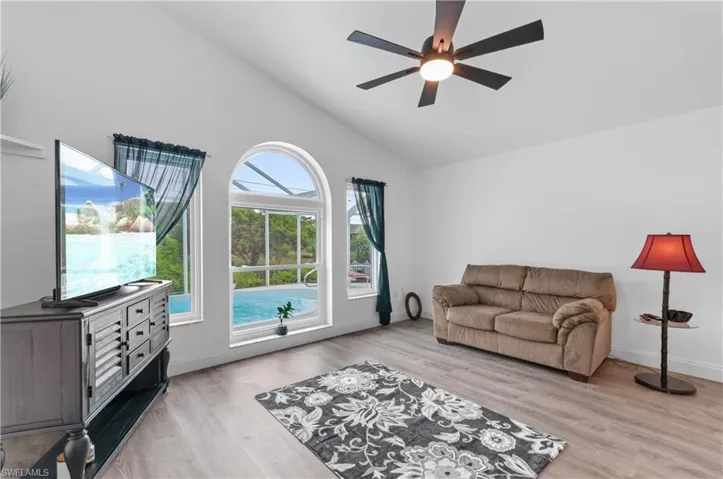 7471  Bear Hollow  CIR, Fort Myers, FL 33967
