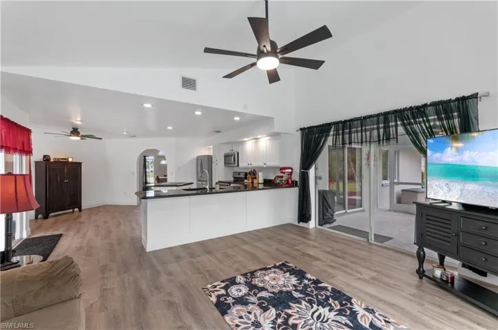 7471  Bear Hollow  CIR, Fort Myers, FL 33967
