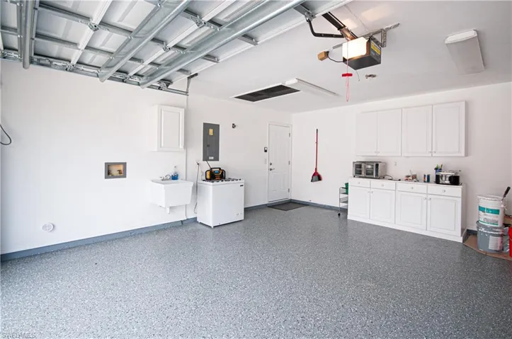 7471  Bear Hollow  CIR, Fort Myers, FL 33967