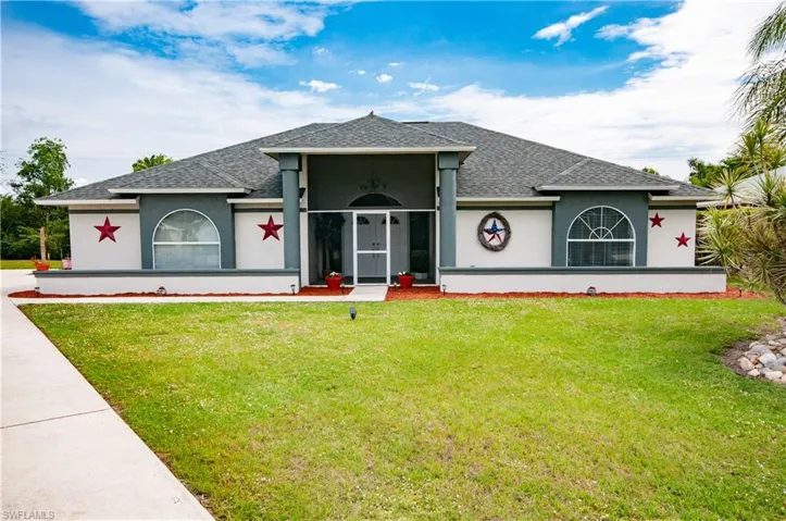 7471  Bear Hollow  CIR, Fort Myers, FL 33967
