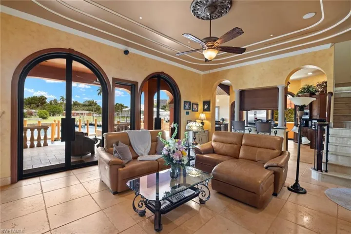 841 Cypress Lake Cir, Fort Myers, Florida 33919