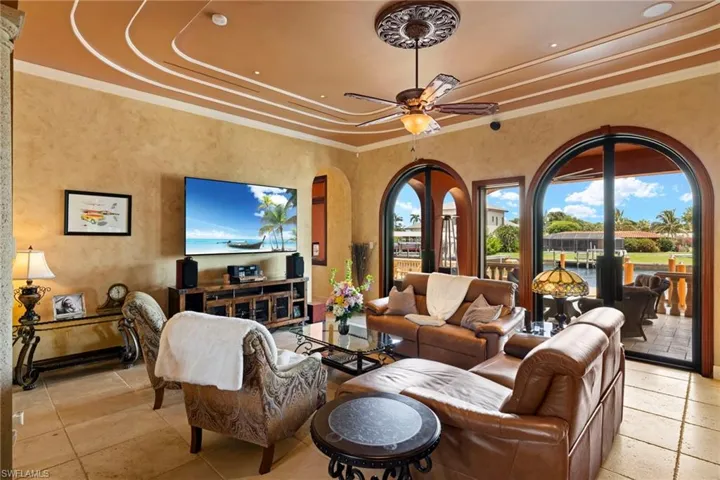 841 Cypress Lake Cir, Fort Myers, Florida 33919