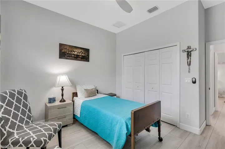 2991 20th Ave Ne, Naples, Florida 34120