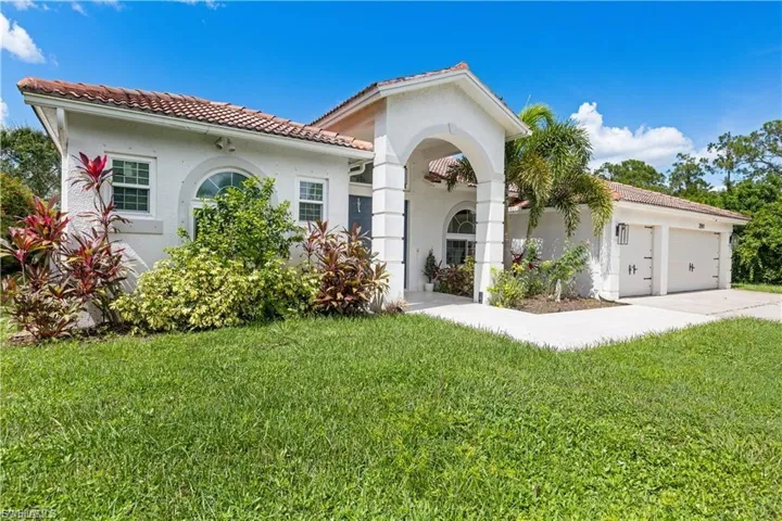 2991 20th Ave Ne, Naples, Florida 34120