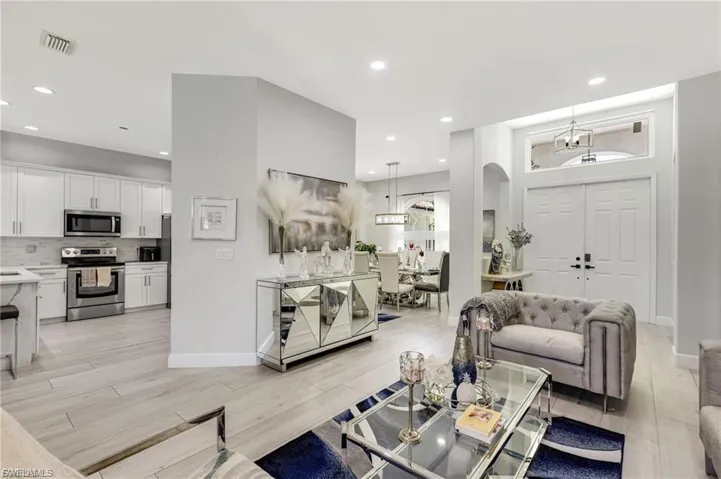 2991 20th Ave Ne, Naples, Florida 34120