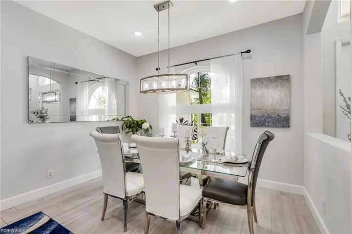 2991 20th Ave Ne, Naples, Florida 34120