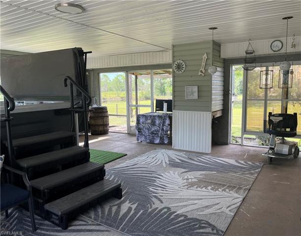 Enclosed Lanai