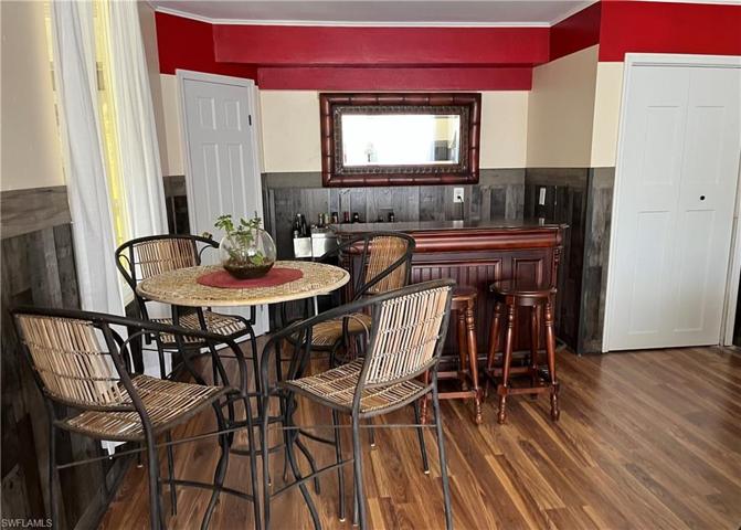 Downstairs dining area/bar.