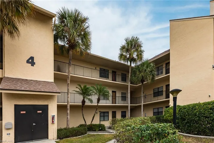 13288  White Marsh  LN, Fort Myers, FL 33912