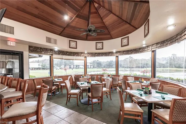 Gorgeous club house bar
