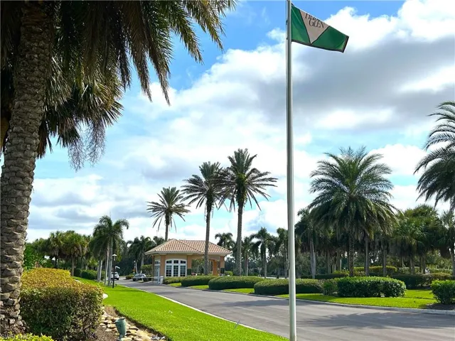 Welcome to Herons Glen Golf & Country Club