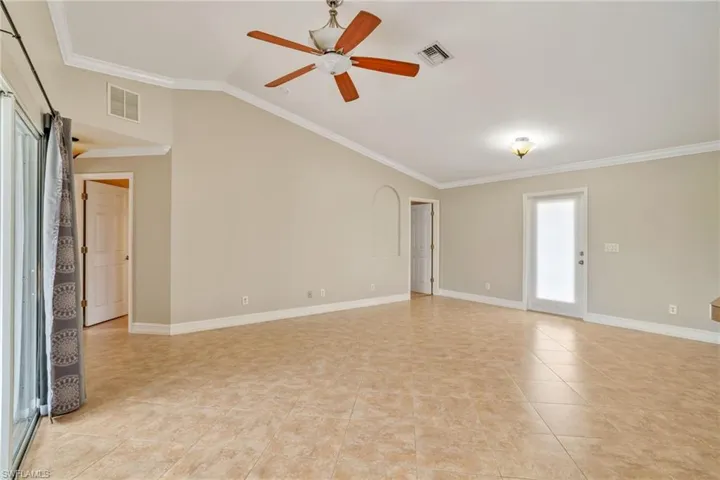 128 Sw 16th Ter, Cape Coral Fl 33991