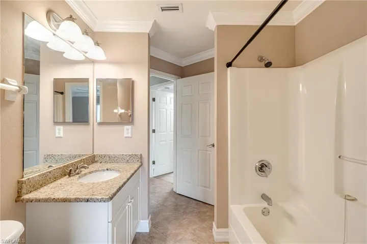 128 Sw 16th Ter, Cape Coral Fl 33991
